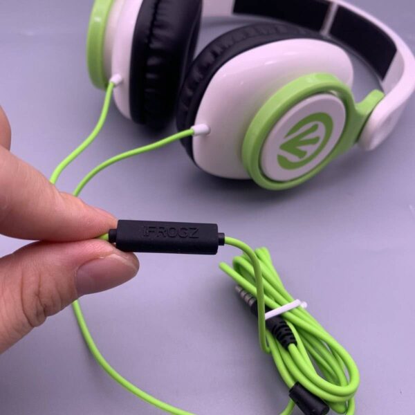 MI brand headphone